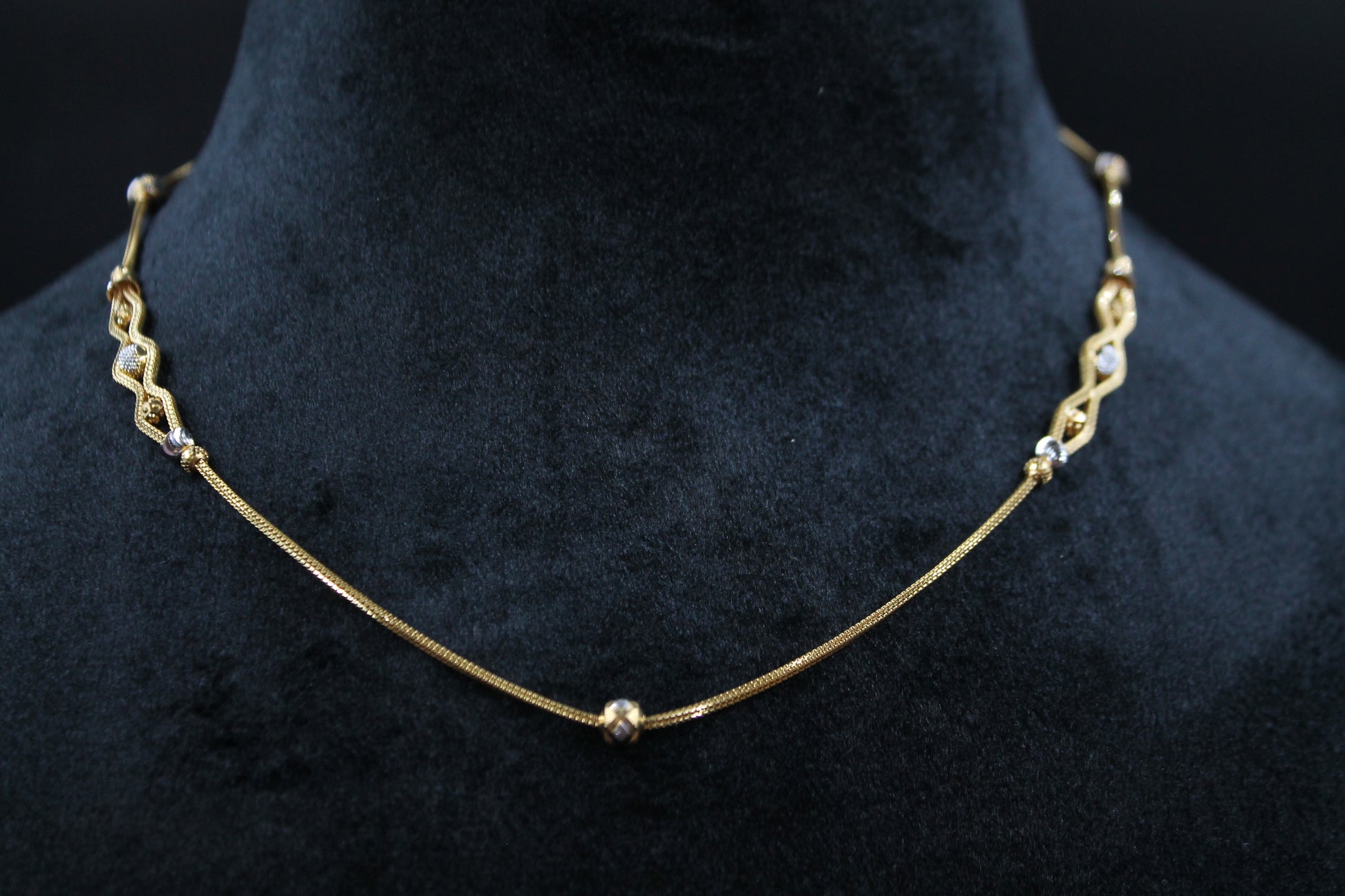 22K GOLD CHAIN