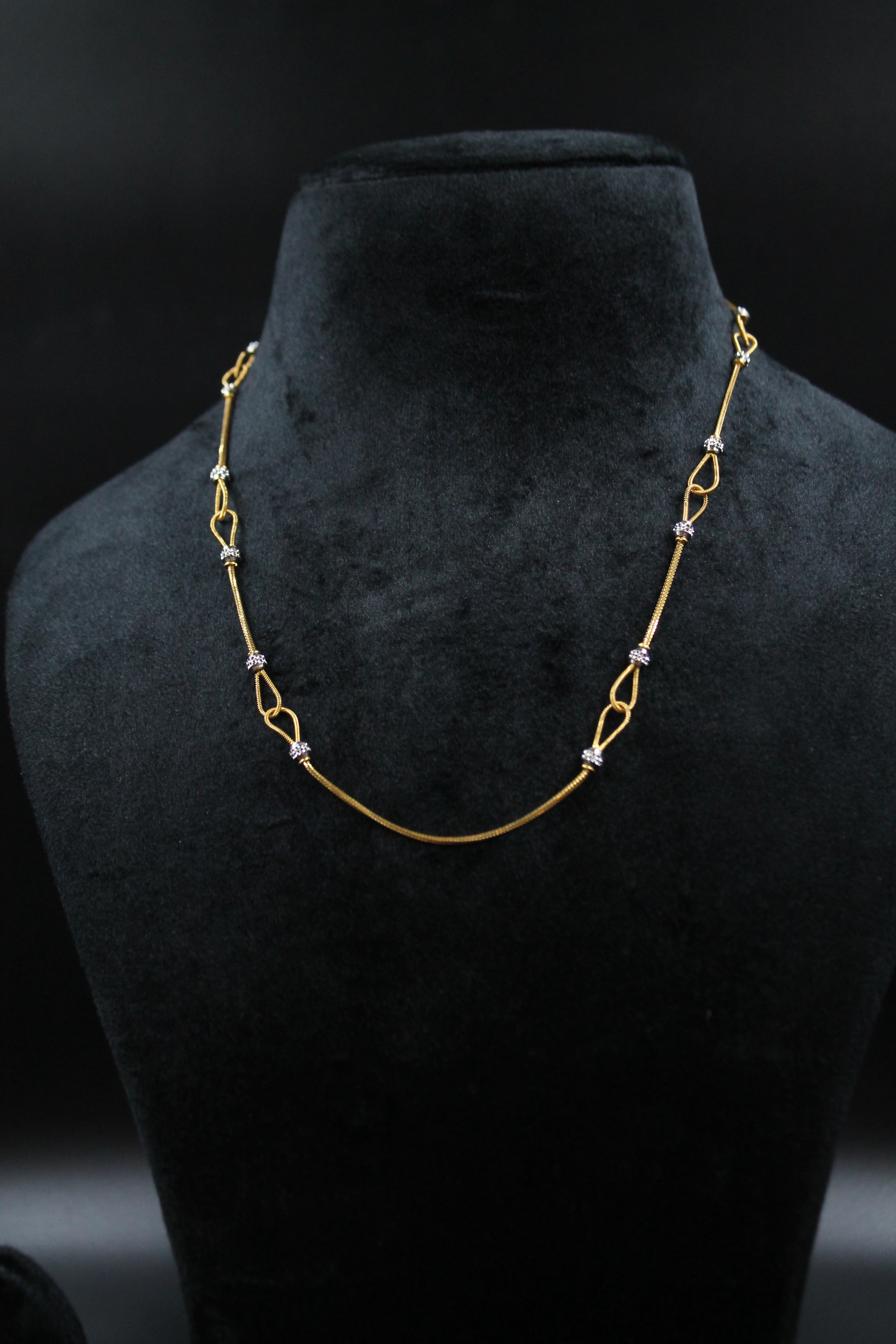 22K GOLD CHAIN